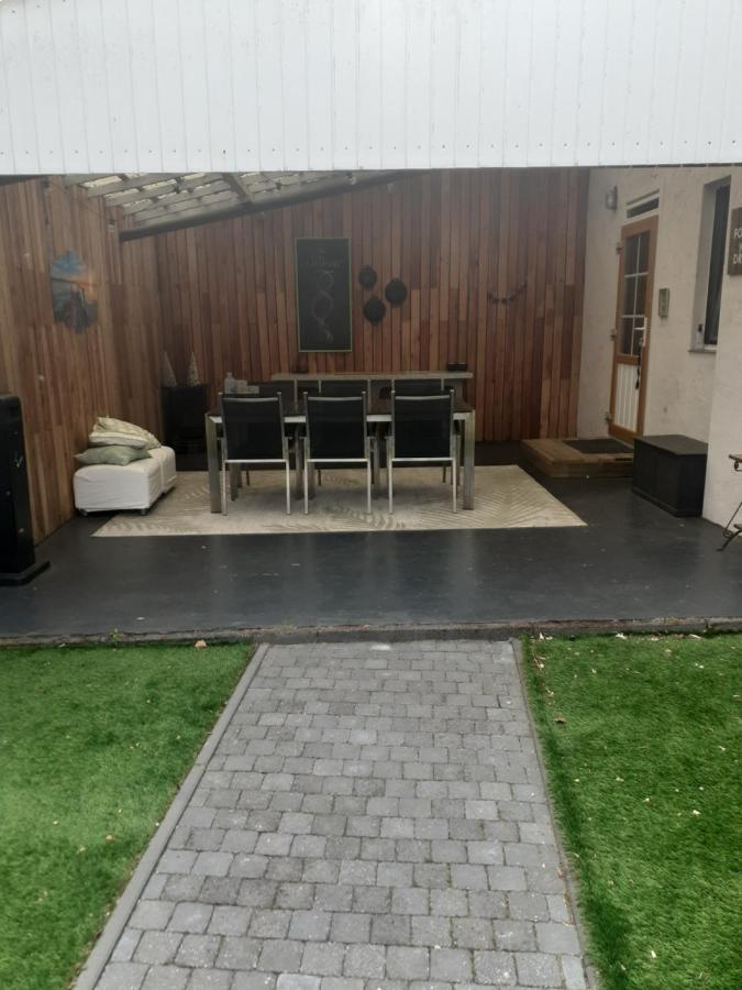 B&B Typisch Lelies Liessel Exteriör bild
